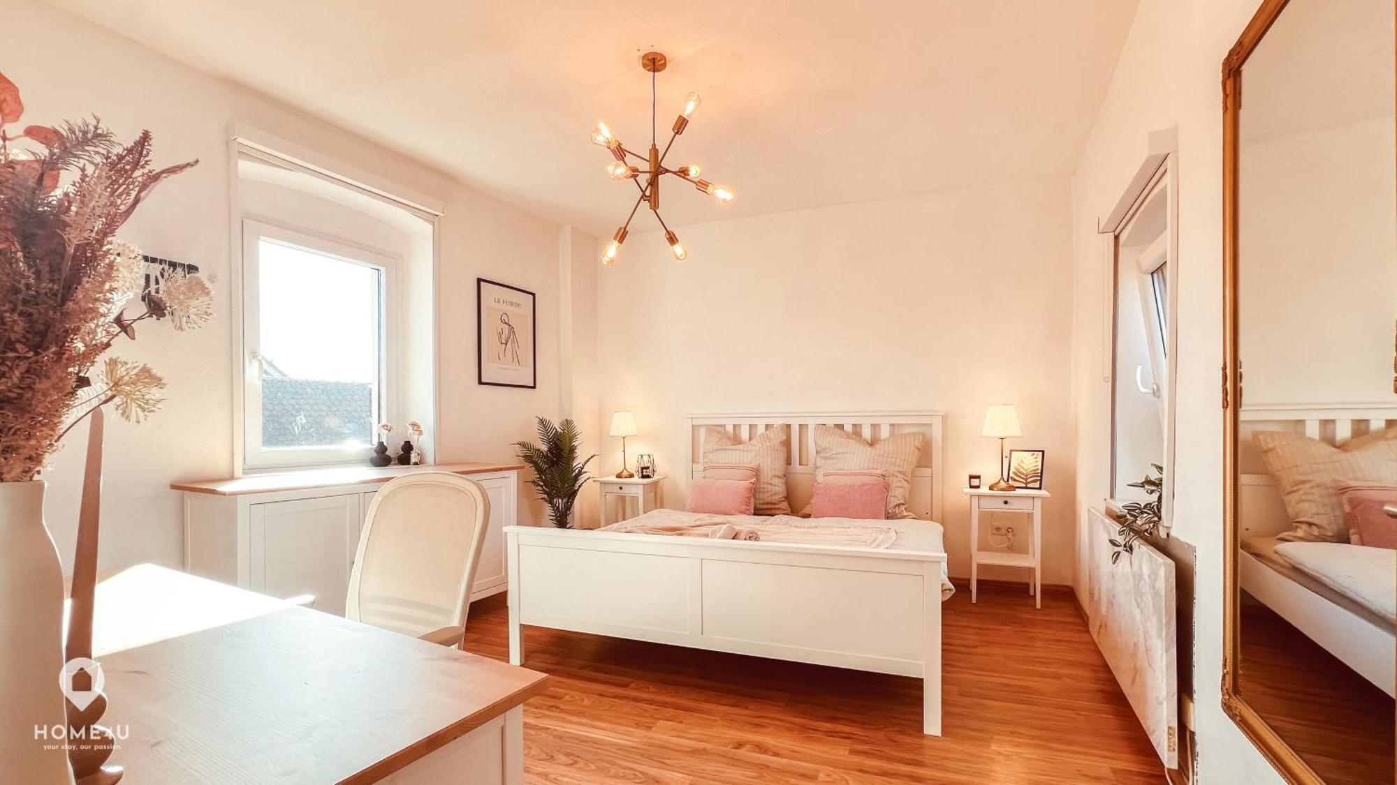 Zentrales Turm-Apt Mit Terrasse Амберг Екстериор снимка